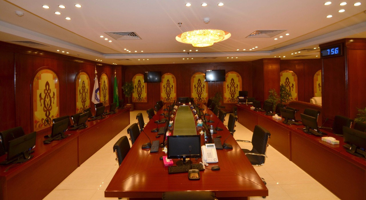 Gonsin Paperless Conference System Applied In Makkah Chamber, Saudi Arabia Безбумажная конференц-система Gonsin, установленная в Торговой палате Мекки, Саудовская Аравия