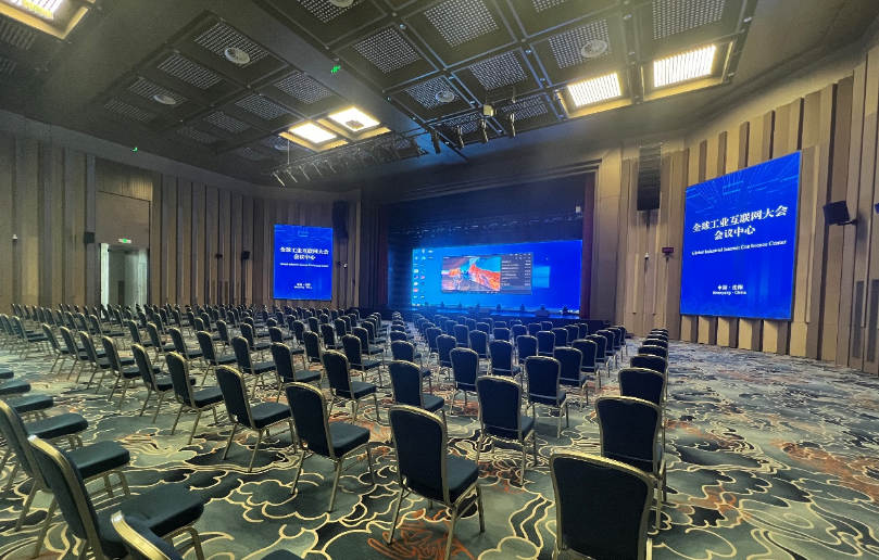 The_conference_center.jpg The_conference_center.jpg